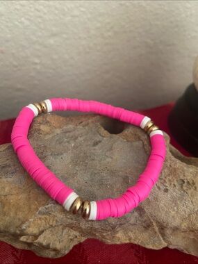 5/$10❤️❤️❤️New Pink Stretchy Bracelet